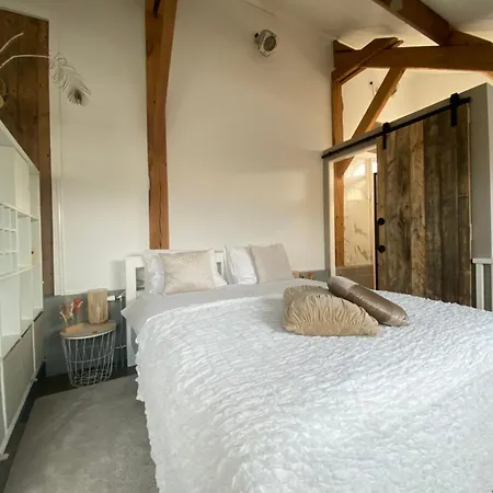 Bed & Breakfast / De Rozeboom